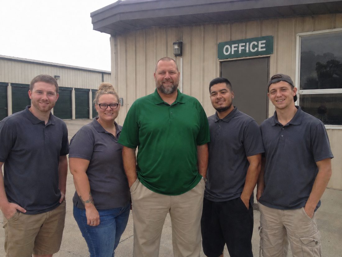 Pest control professionals in Eastvale, CA